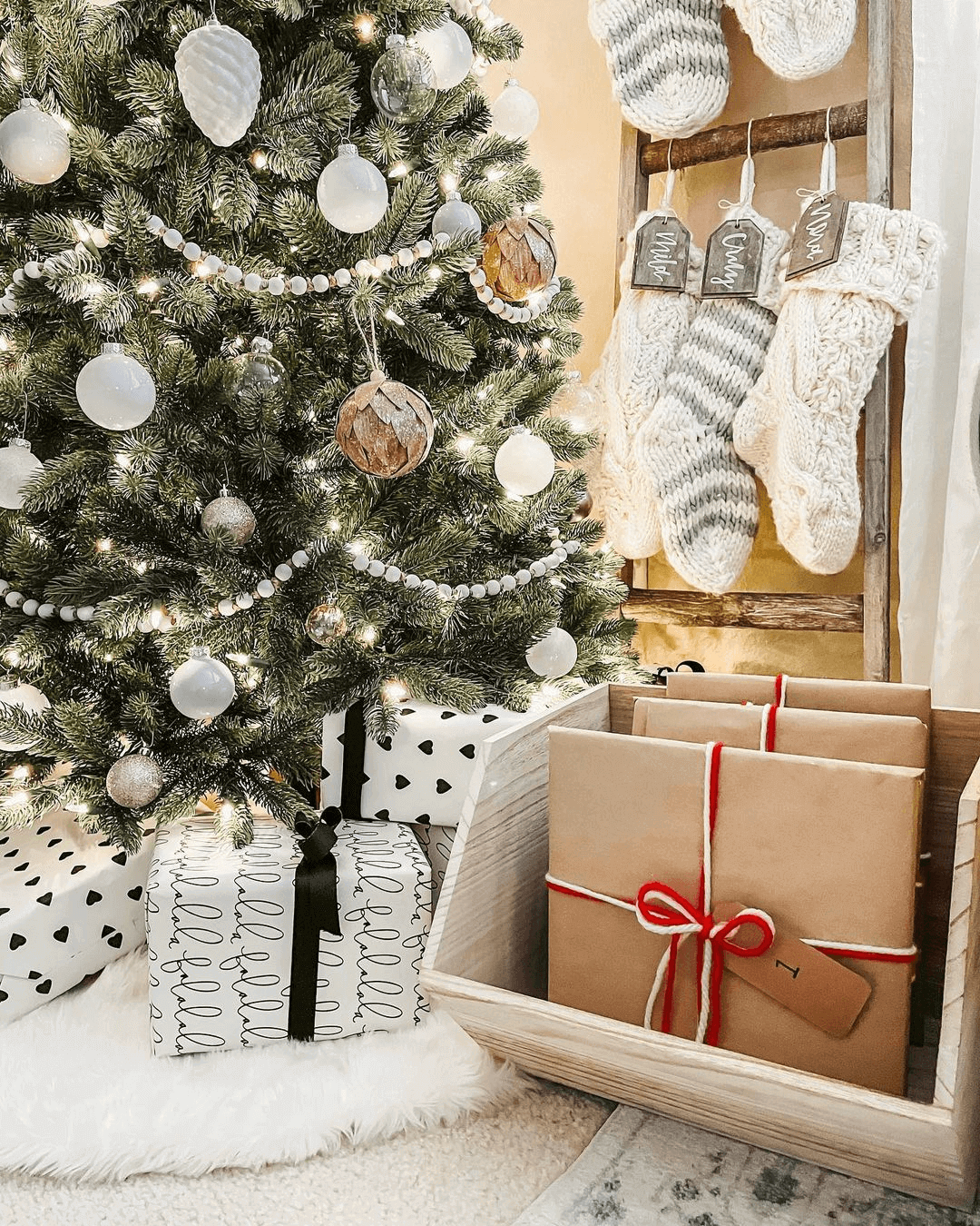 Árvore de Natal Artificial Tribeca Blue Spruce com 550 Luzes LED Branco Quente