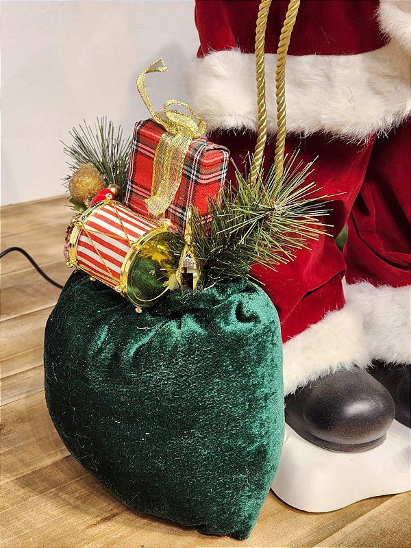 PAPAI NOEL COM LISTA DE NOMES COM MOVIMENTOS SOM E LUZ