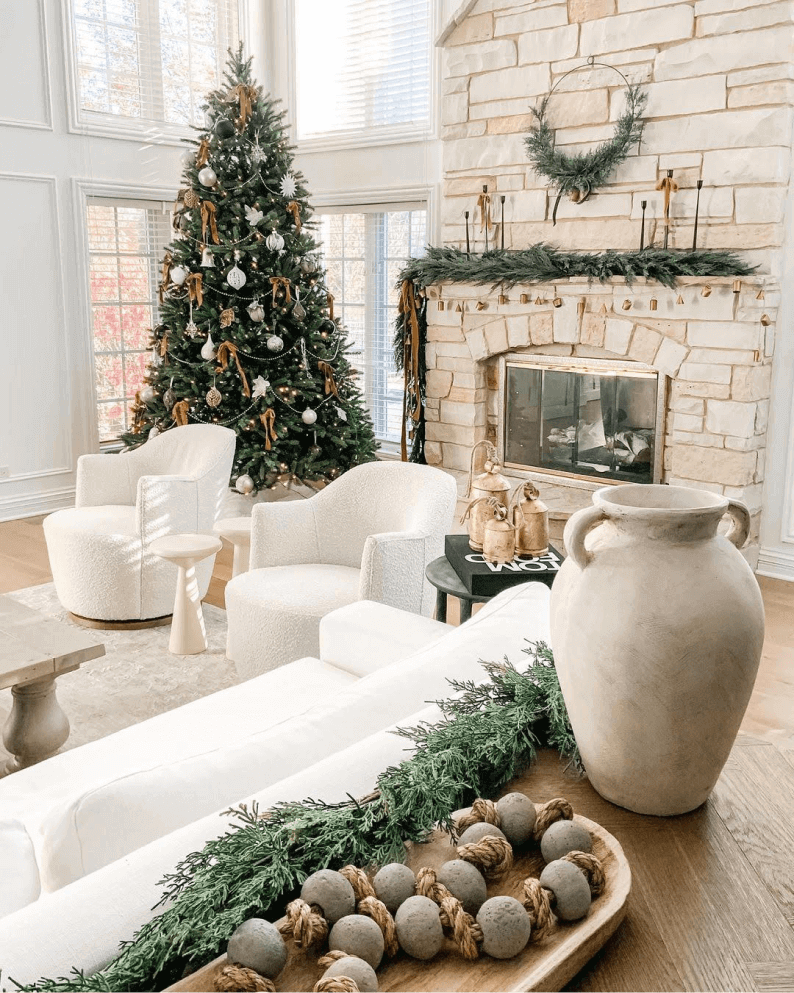 Árvore de Natal Artificial King Fraser Fir com 750 Luzes LED Branco Quente